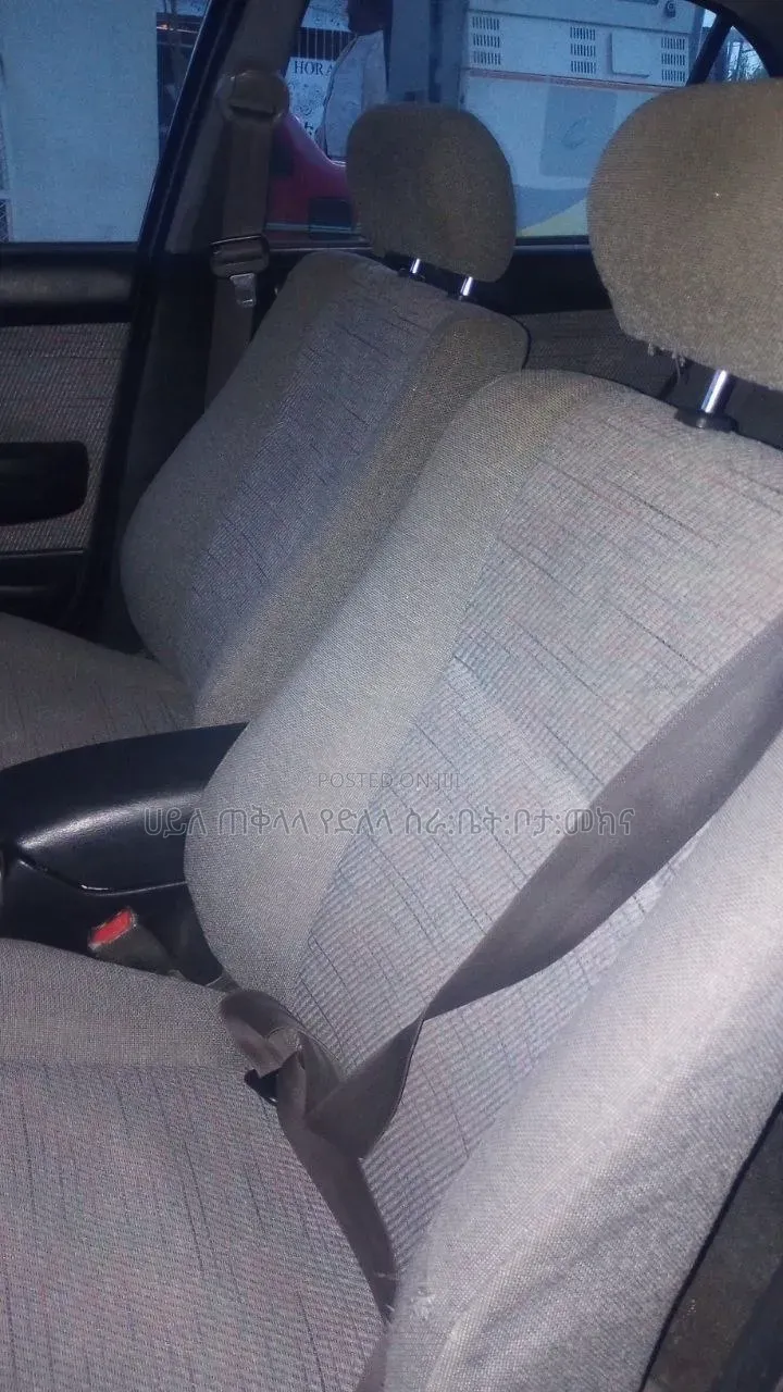 Toyota Carina E 1996 Maroon