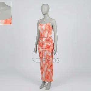 Chic Spaghetti Strap Orange
Bodycon Dress