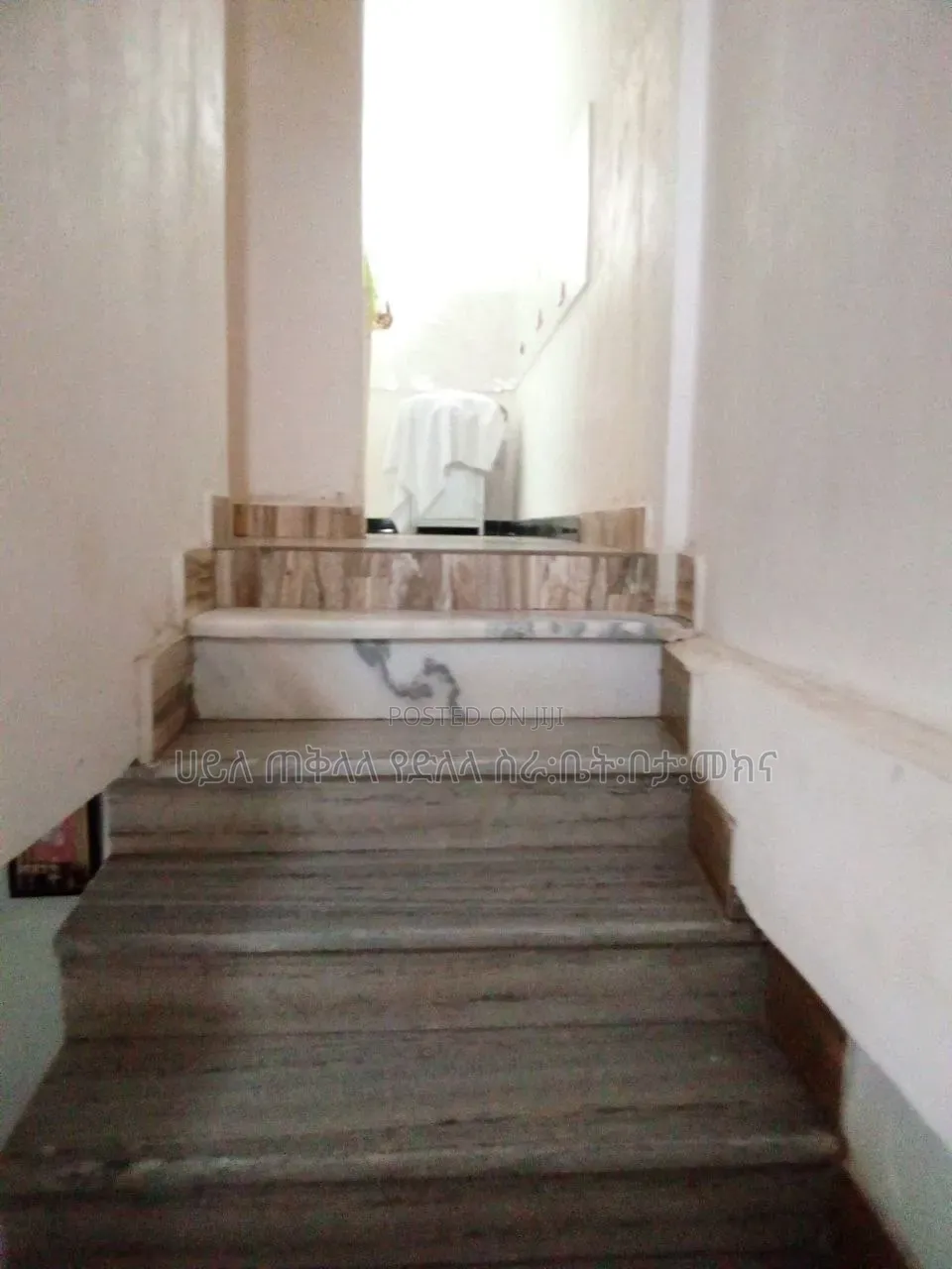 Furnished 5bdrm Townhouse/Terrace in Legetafo Area, Oromia-Finfinne