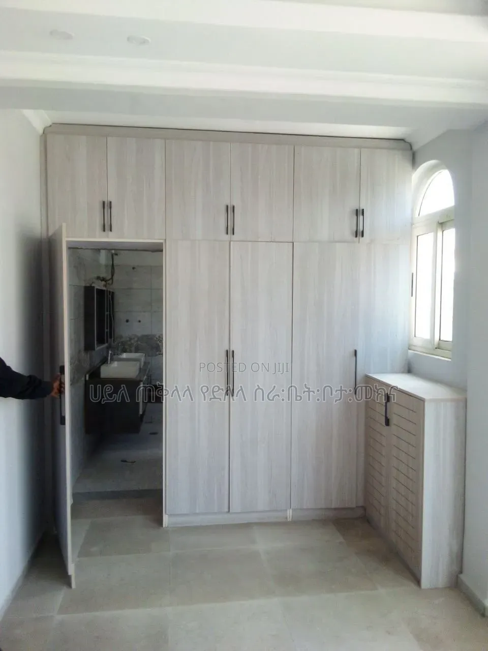 Furnished 5bdrm Townhouse/Terrace in Legetafo Area, Oromia-Finfinne