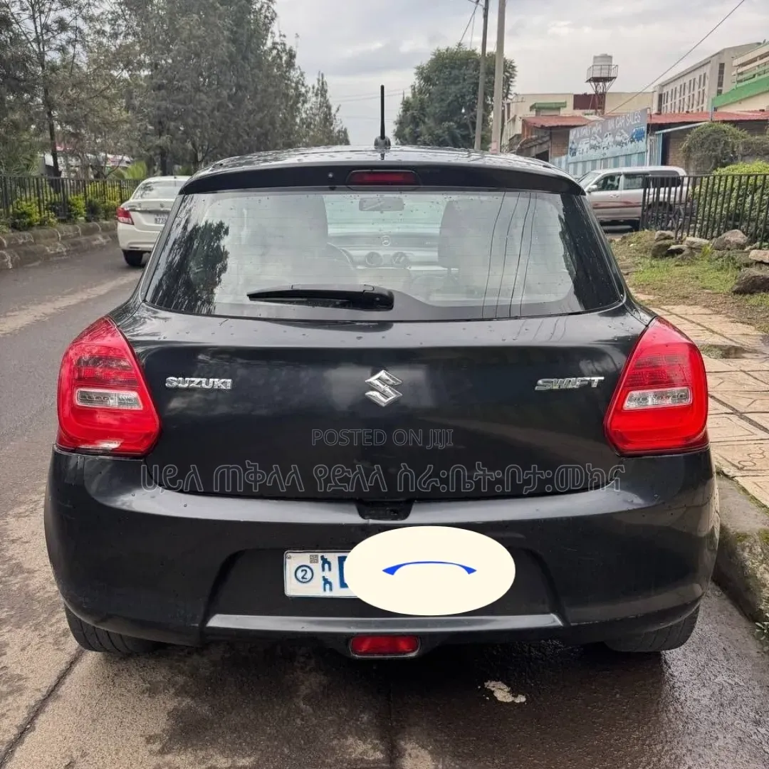 Suzuki Swift 2022 Matt Black