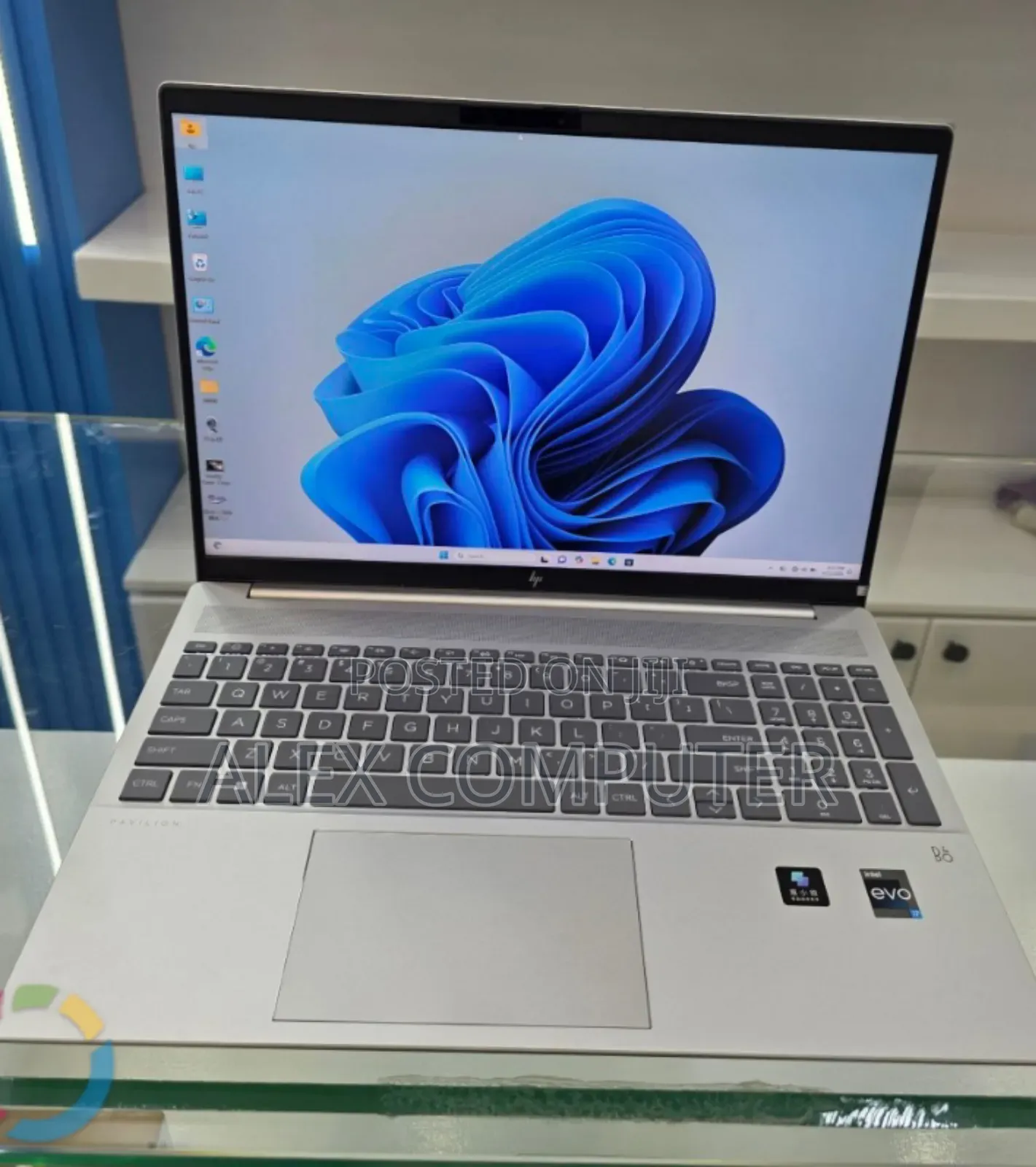 New Laptop HP 16GB Intel Core i7 SSD 1T