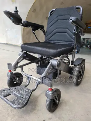 Electrical Wheelchair瓶啓power Wheelchair与台motor: 24v/250w*2pcs Brush