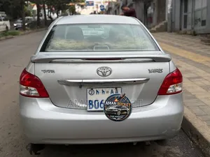 Toyota Belta 2007 Silver
