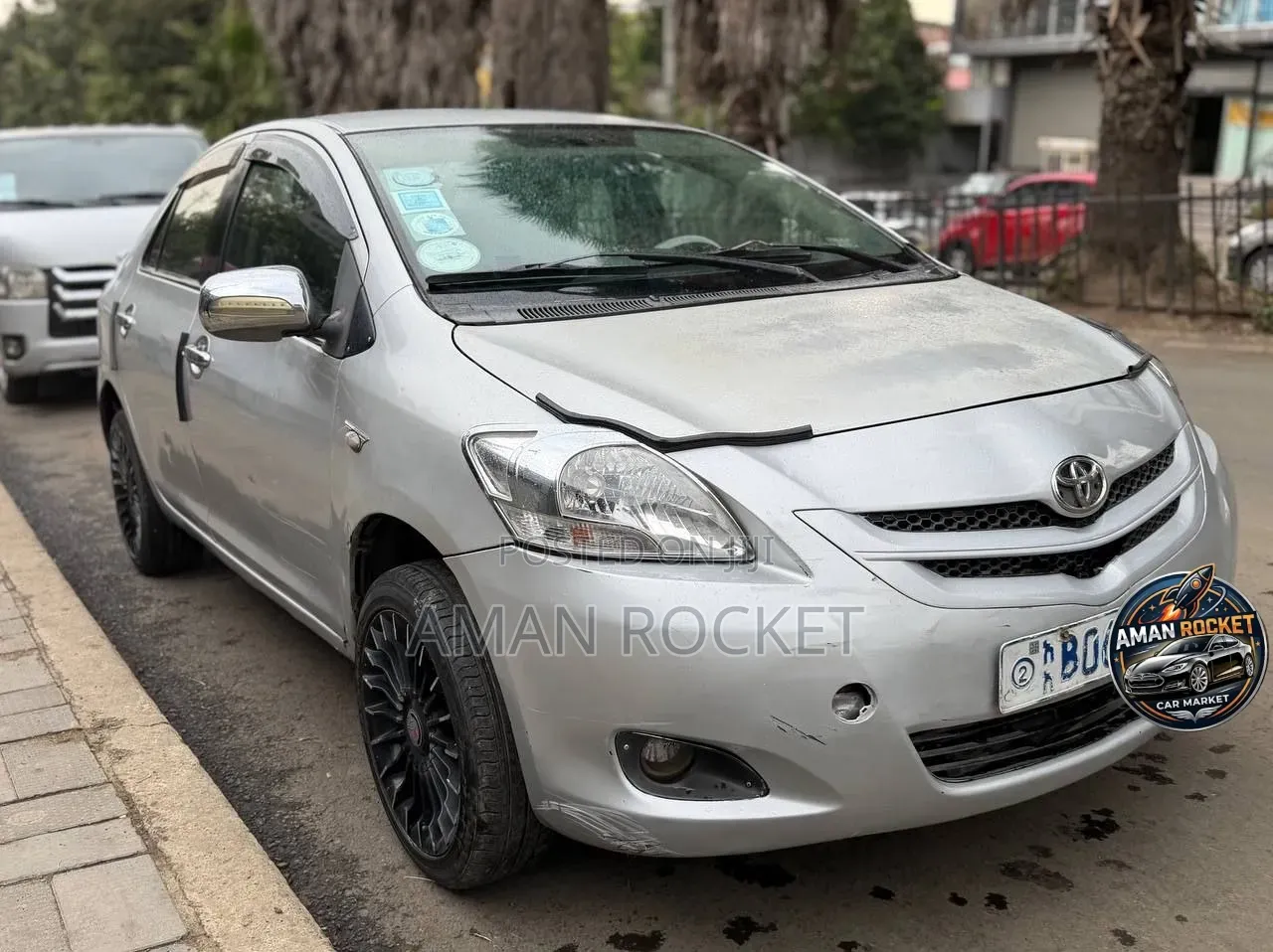Toyota Belta 2007 Silver