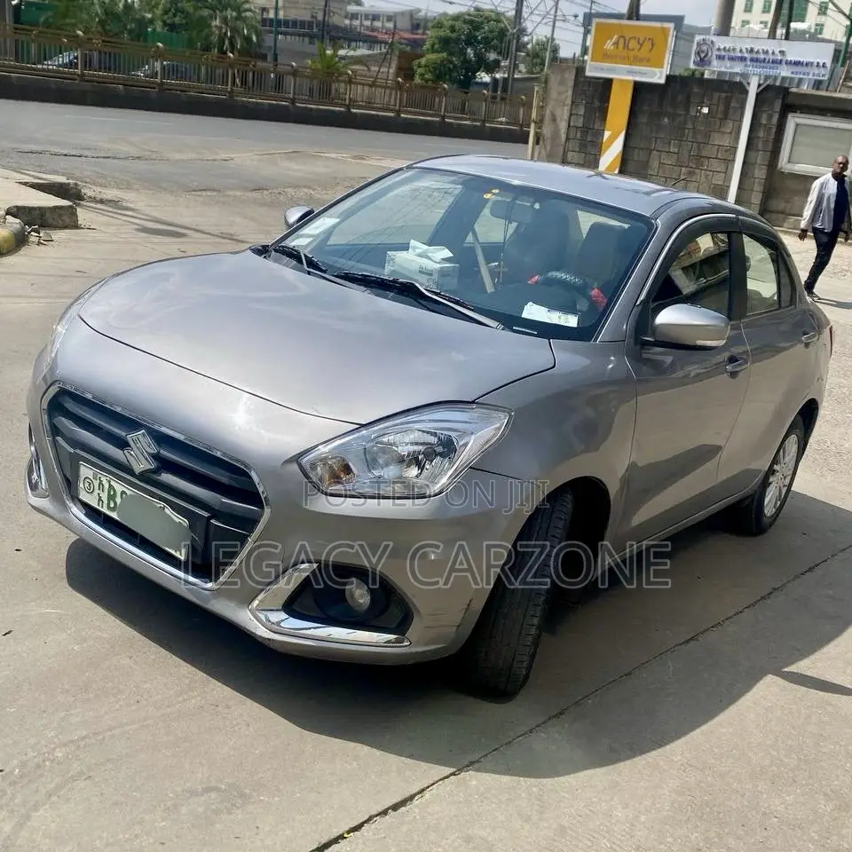 Suzuki Dzire 2022 Silver