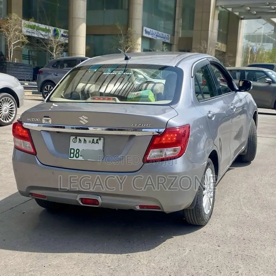Suzuki Dzire 2022 Silver