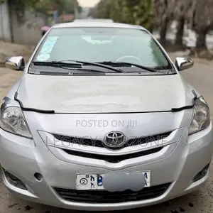 Toyota Yaris 2007 Silver