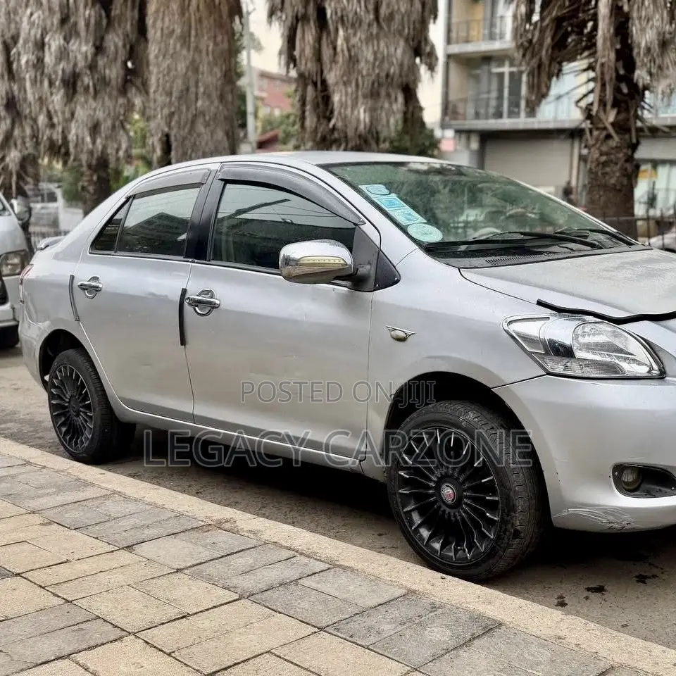 Toyota Yaris 2007 Silver