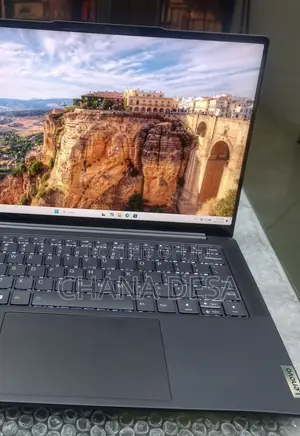 New Laptop Lenovo 32GB AMD Ryzen 7 SSD 1T