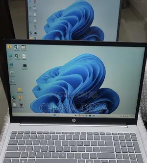New Laptop HP EliteBook 830 G9 16GB Intel Core i5 SSD 512GB