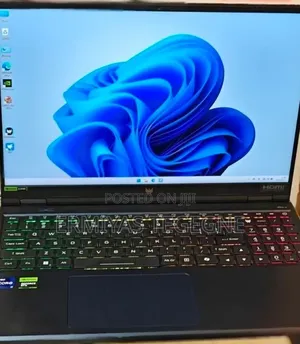 New Laptop Acer Predator Helios 300 16GB Intel Core i9 SSD 512GB