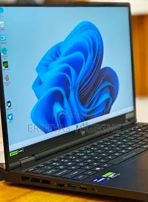 New Laptop Acer Predator Helios 300 16GB Intel Core i9 SSD 512GB