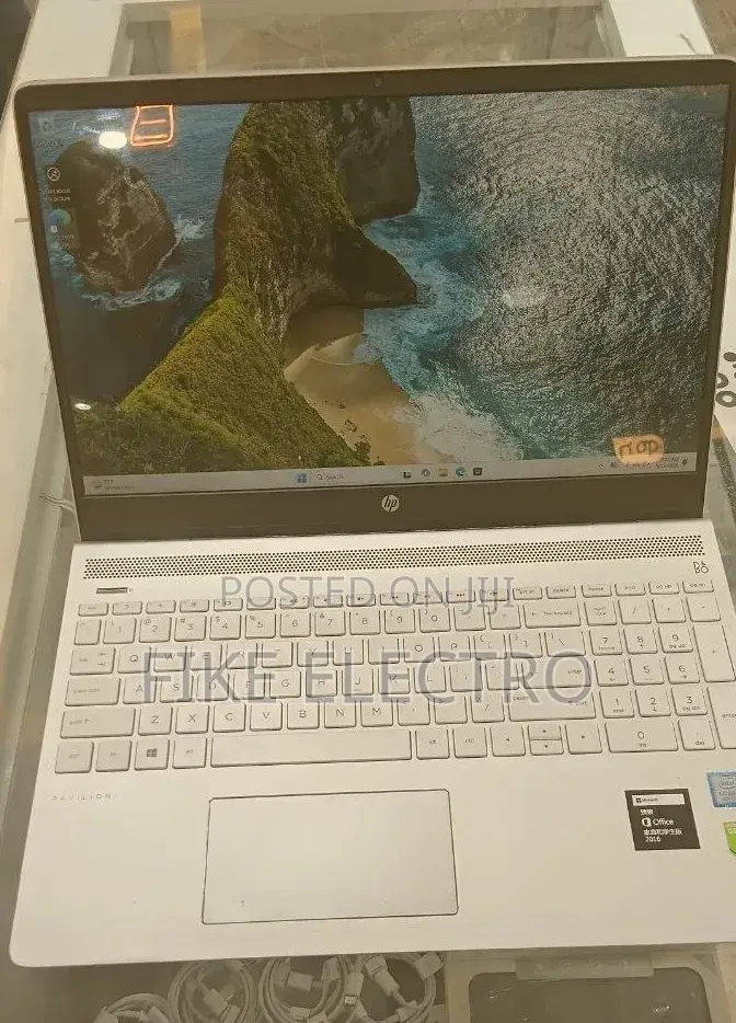 New Laptop HP Pavilion 15 16GB Intel Core i7 SSD 512GB