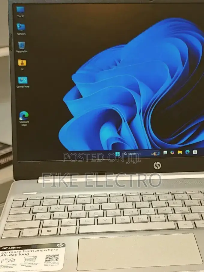 New Laptop HP Stream Notebook 8GB Intel Core i3 SSD 512GB