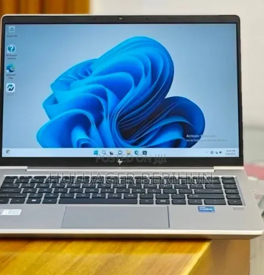 New Laptop HP ProBook 440 G10 16GB Intel Core i7 SSD 1T
