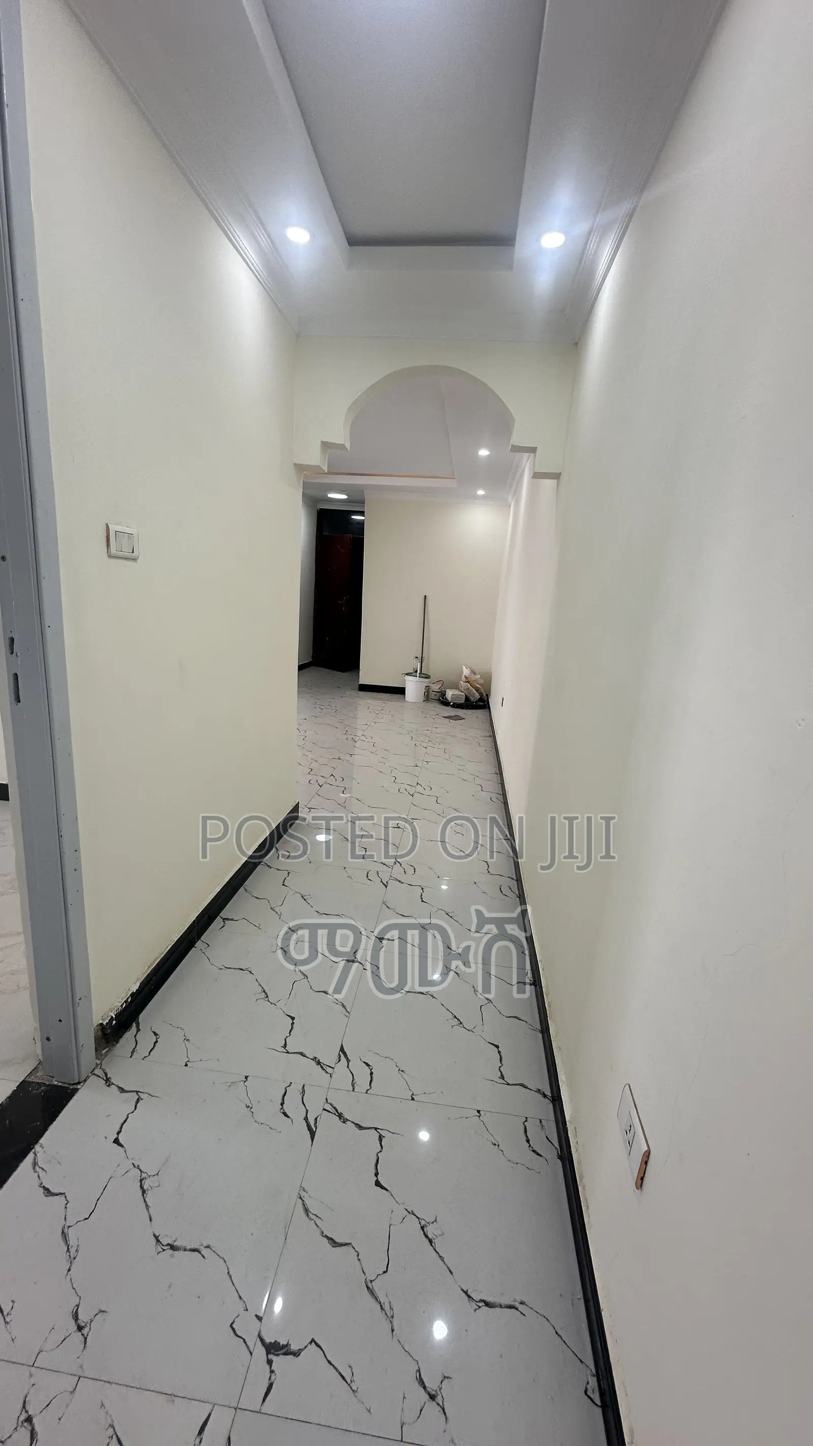 Furnished 3bdrm Condo in አያት 40/60 ኮንዶሚኒየም, Bole for sale