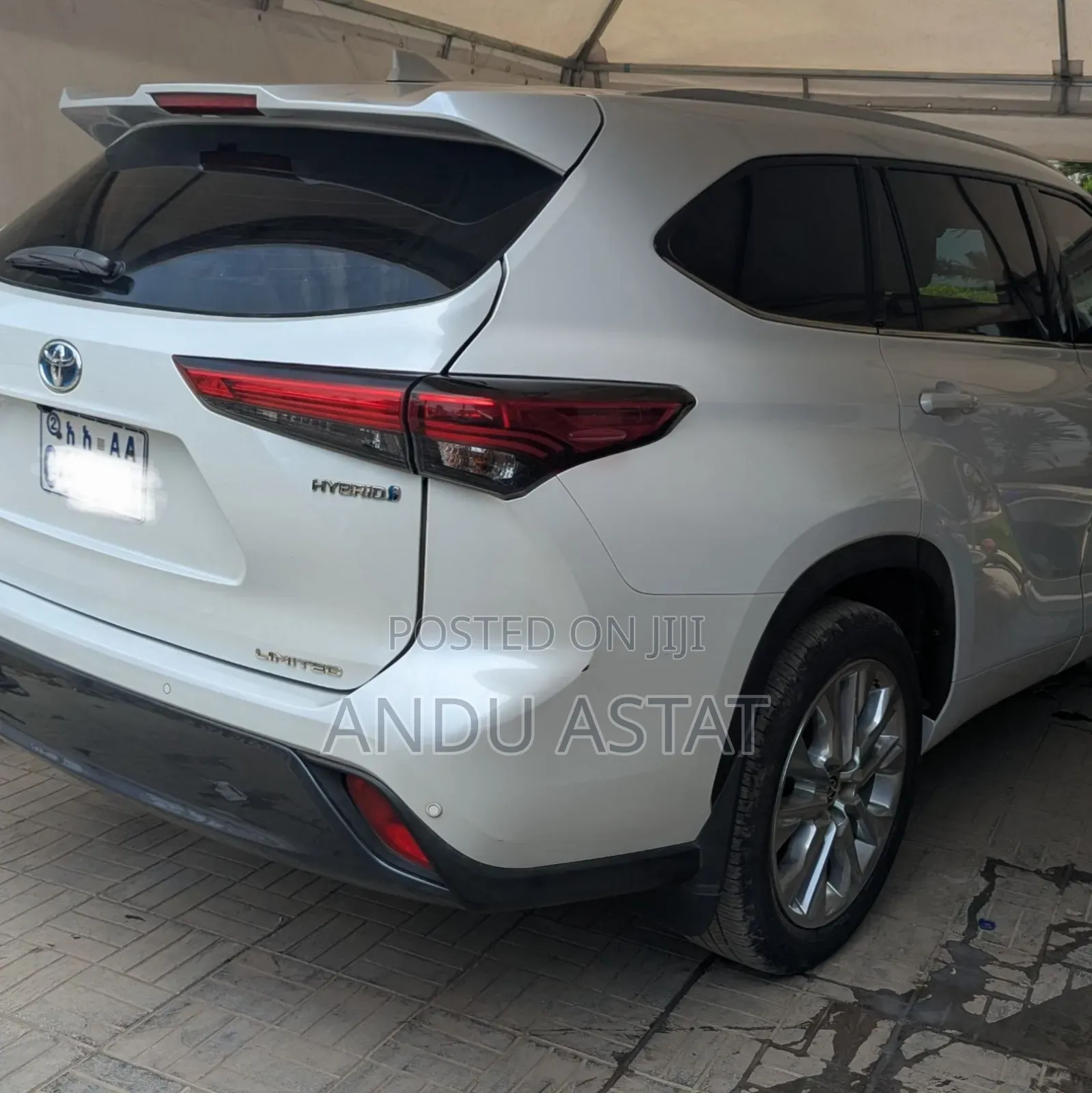 Toyota Highlander Hybrid Limited 2024 Silver