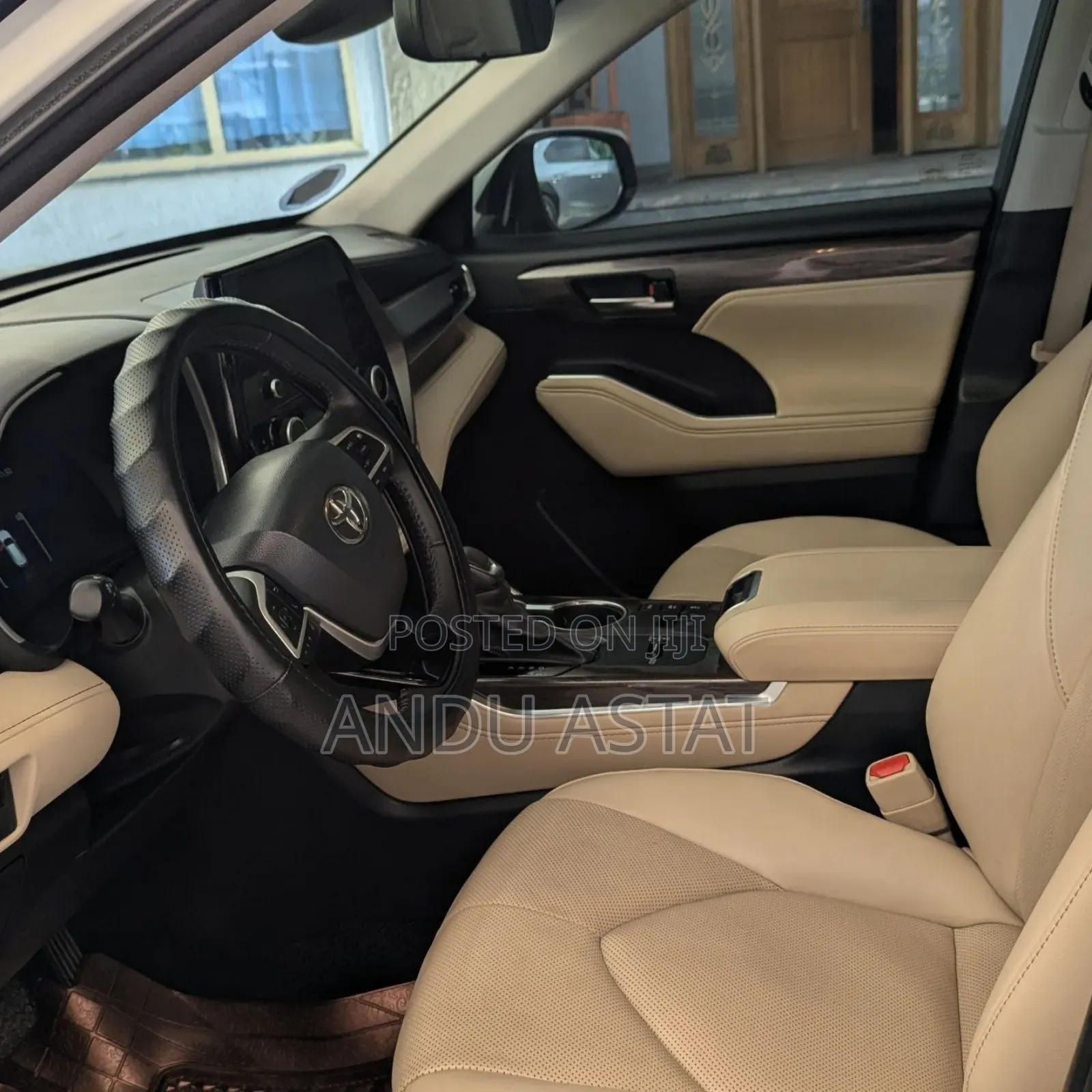 Toyota Highlander Hybrid Limited 2024 Silver