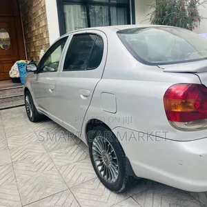 Toyota Platz 2005 Blue