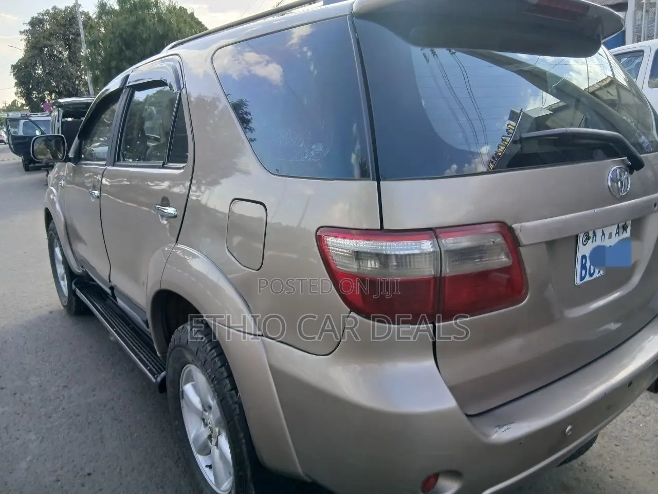 Toyota Fortuner 2010 Brown