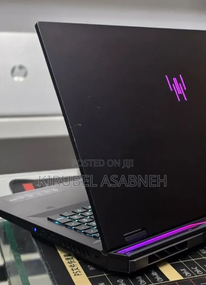 New Laptop Acer Predator Helios 18 PH18-71 32GB Intel Core i9 SSD 1T
