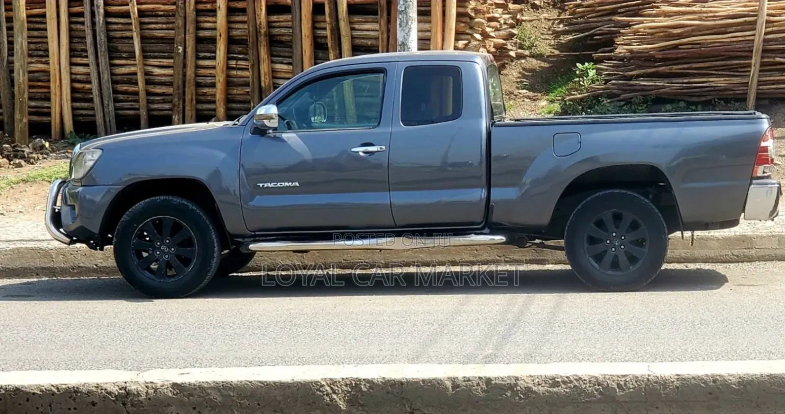 Toyota Tacoma 2012 Gray