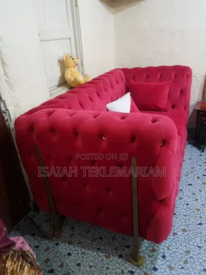 Chaster Sofa