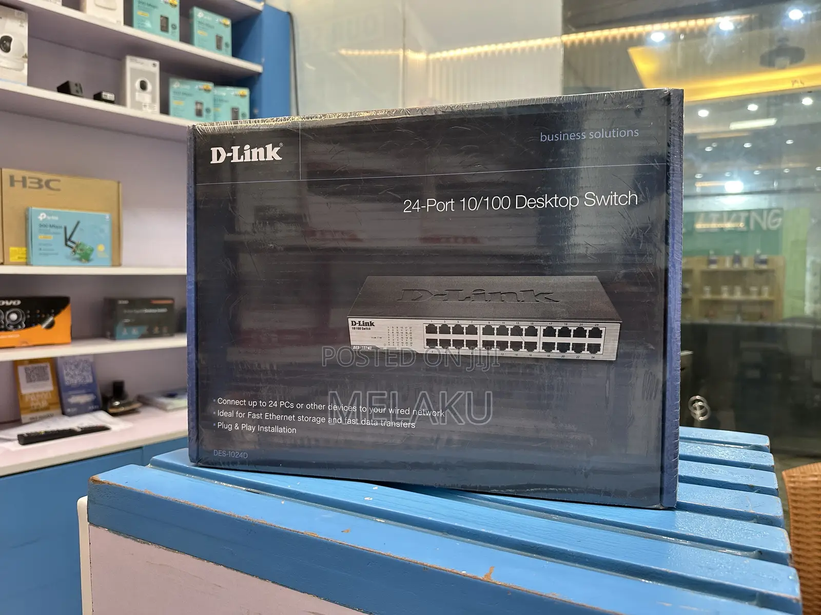 D-Link 24-Port 10/100 Desktop Switch
