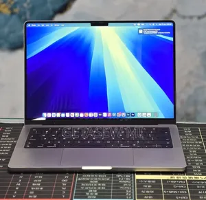 New Laptop Apple MacBook Pro 2021 M1 32GB Apple M1 Pro SSD 1T