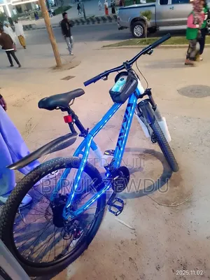 Modern Blue Mountain Bike – Dual Disc Brakes Front Suspension