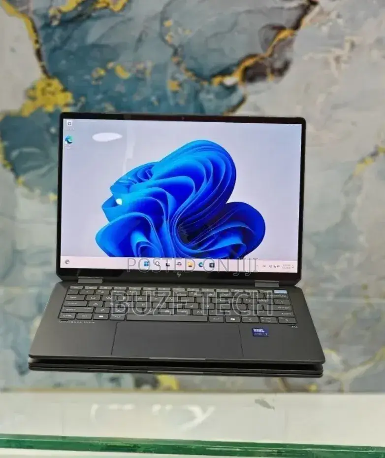New Laptop HP OmniBook Ultra Flip 14" 16GB Intel Core Ultra 7 SSD 1T