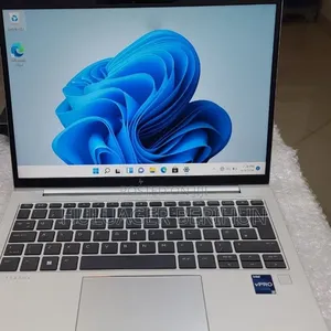 New Laptop HP EliteBook 830 G9 16GB Intel Core i5 SSD 512GB