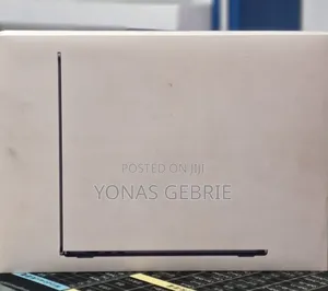 New Laptop Apple MacBook 16GB Apple M4 SSD 256GB