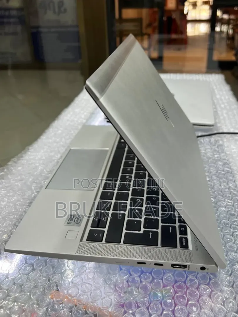 New Laptop HP EliteBook 830 G7 16GB Intel Core i5 SSD 512GB