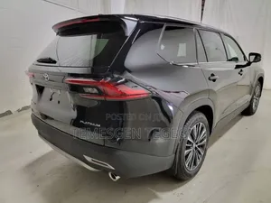 New Toyota Grand Highlander Hybrid 2024 Black
