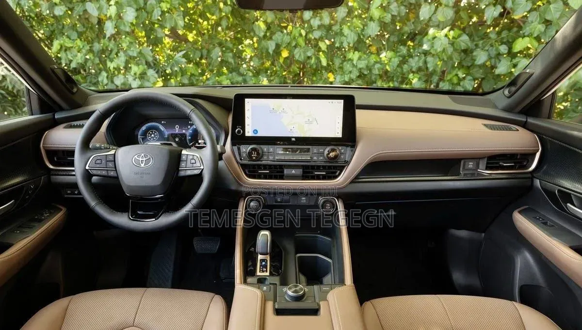 New Toyota Grand Highlander Hybrid 2024 Black