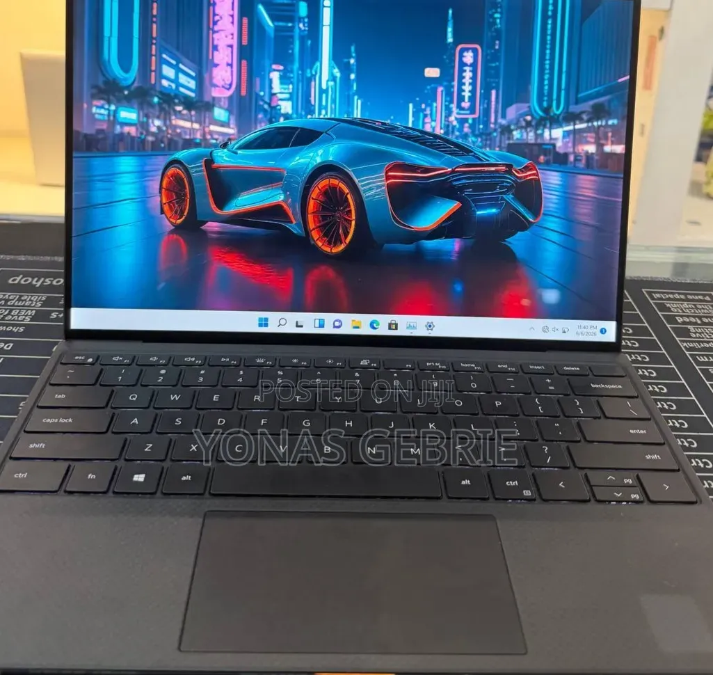 New Laptop Dell XPS 13 16GB Intel Core i7 SSD 512GB