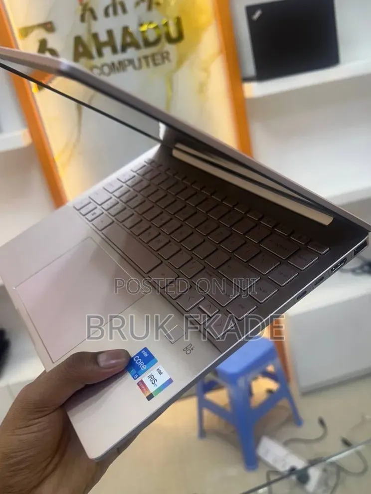 New Laptop HP Pavilion 14 16GB Intel Core i5 SSD 1T