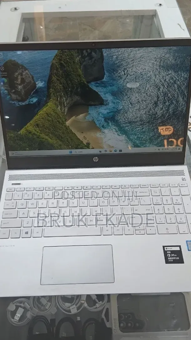 New Laptop HP Pavilion 15 16GB Intel Core i7 SSD 512GB