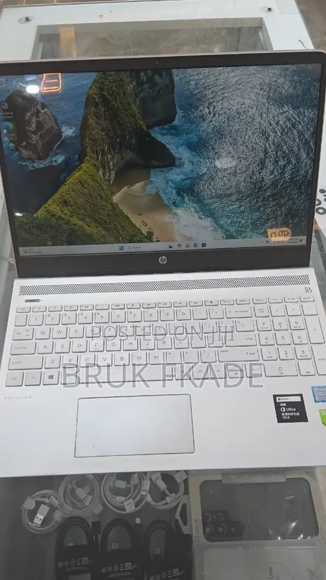 New Laptop HP Pavilion 15 16GB Intel Core i7 SSD 512GB