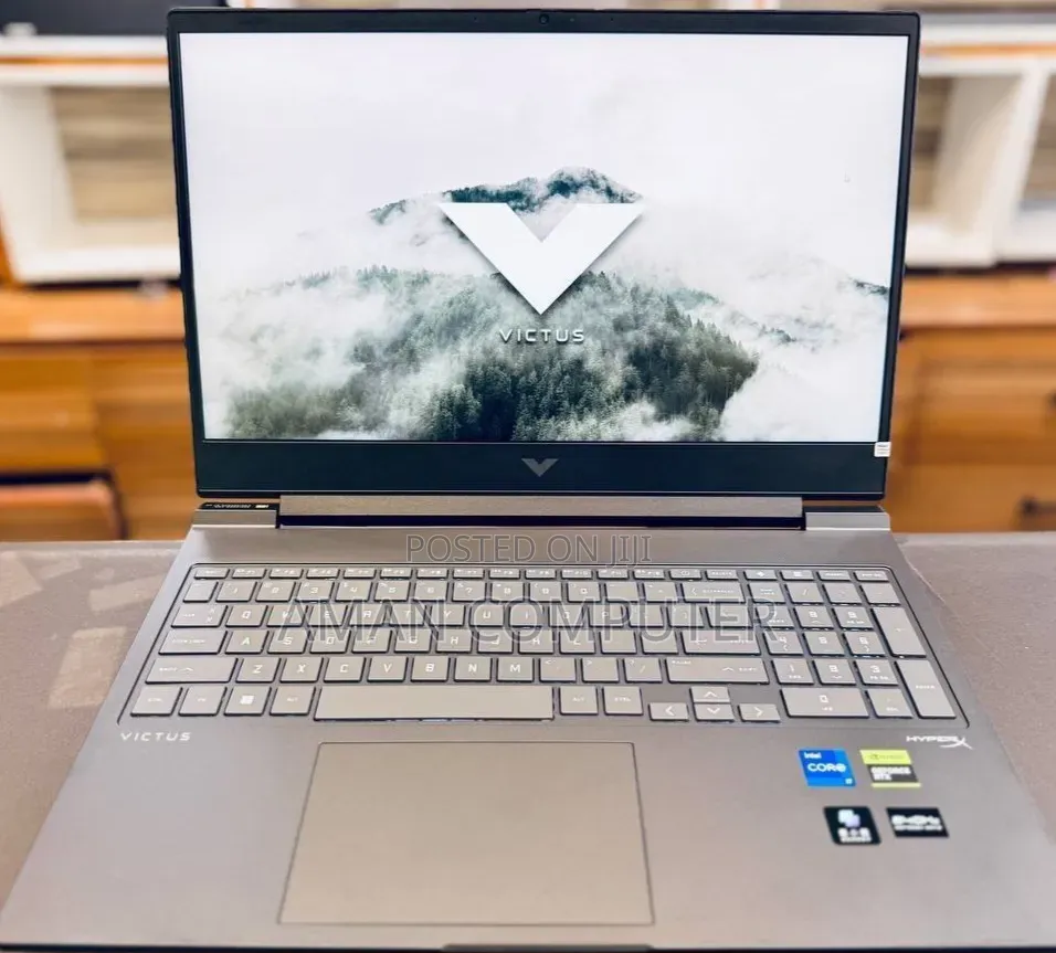New Laptop HP Victus 16 16GB Intel Core i7 SSD 1T