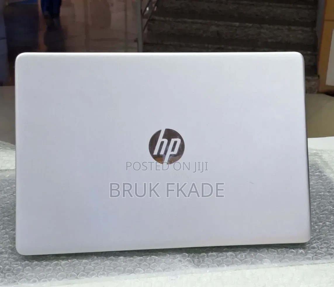 New Laptop HP Stream Notebook 8GB Intel Core i3 SSD 512GB