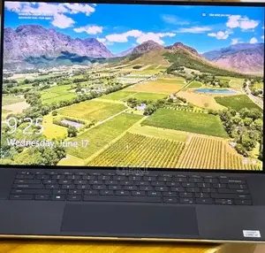 New Laptop Dell XPS 15 16GB Intel Core i7 SSD 512GB