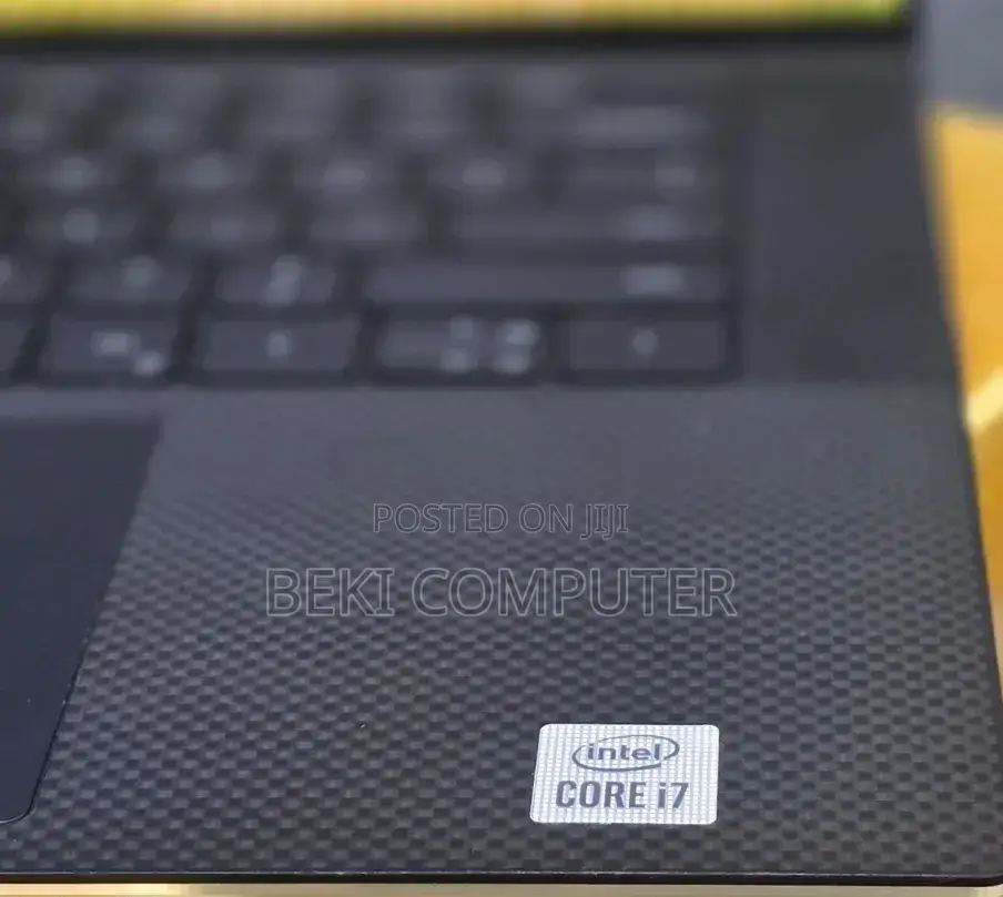 New Laptop Dell XPS 15 16GB Intel Core i7 SSD 512GB