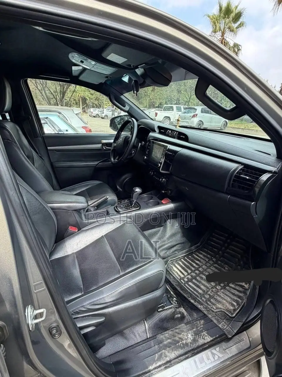 Toyota Hilux 2021 Brown