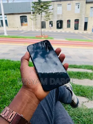 Apple iPhone XR 128 GB Black
