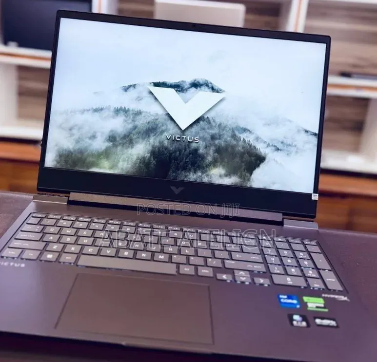 New Laptop HP Victus 16 16GB Intel Core i7 SSD 1T
