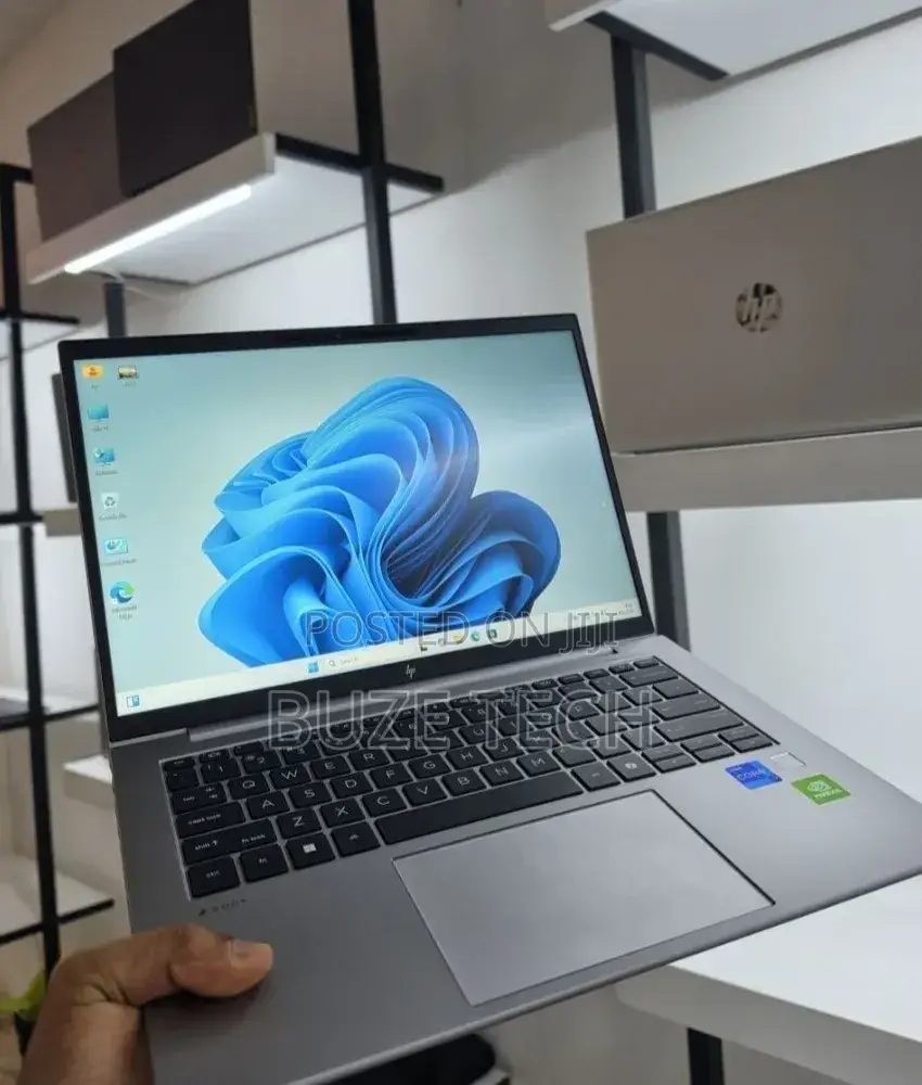 New Laptop HP 16GB Intel Core i7 SSD 512GB