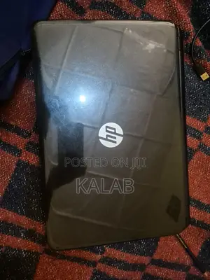 Laptop HP 250 G3 4GB HDD 700GB